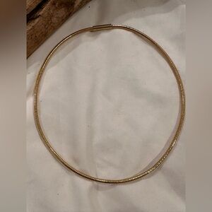 Elegant Gold Choker Necklace